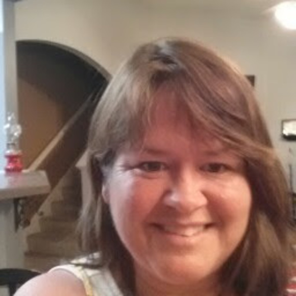 Meet your Posher, Luanne - Picture 1 of 1